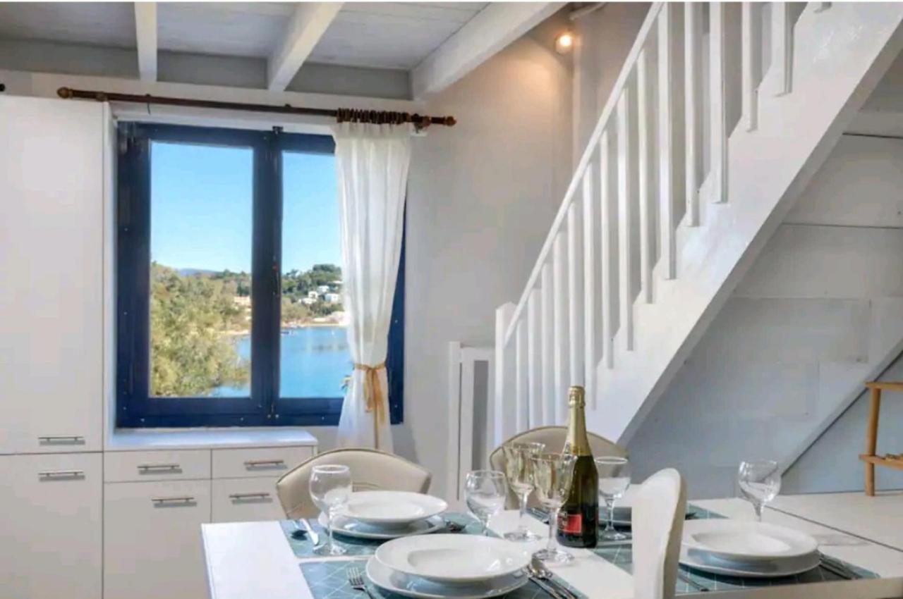 Govino Bay Luxury Beach Loft Apartment Danilia Exteriér fotografie