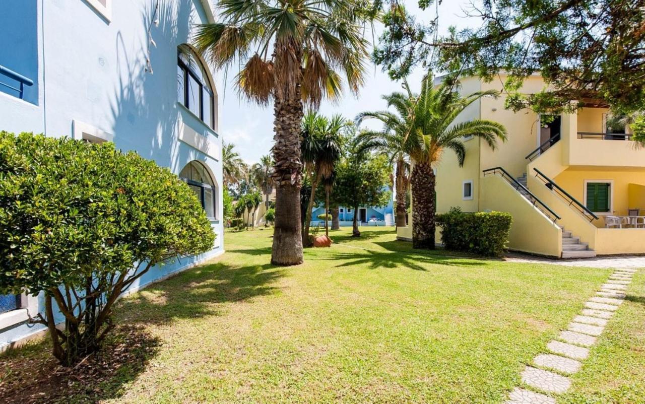 Govino Bay Luxury Beach Loft Apartment Danilia Exteriér fotografie